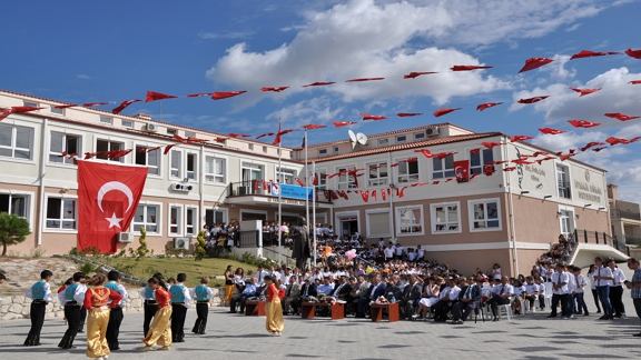 İlköğretim Haftası Açılış töreni,İlçemiz İsmail GÜRAL Ortaokulunda yapıldı.21.09.2016