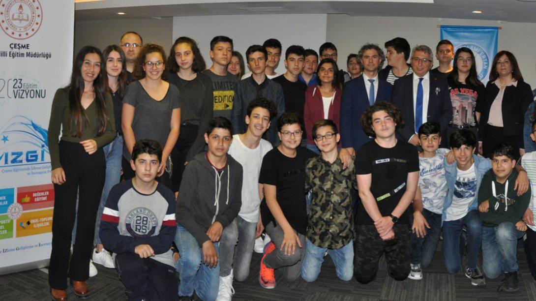 ÇİZGİ Projesi kapsamında Sıdıka Kelami Ertan Ortaokulu öğrencilerimiz ,liseli abi ve ablaları ile Türkçe kampında Ilıca Hotelde bir araya geldiler.