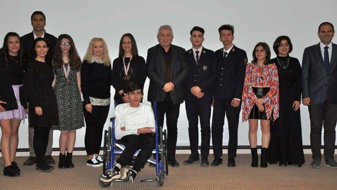 Çeşme İlçe Milli Eğitim Müdürlüğü Liseler Arası Türk Halk Müziği Solo Ses Yarışması