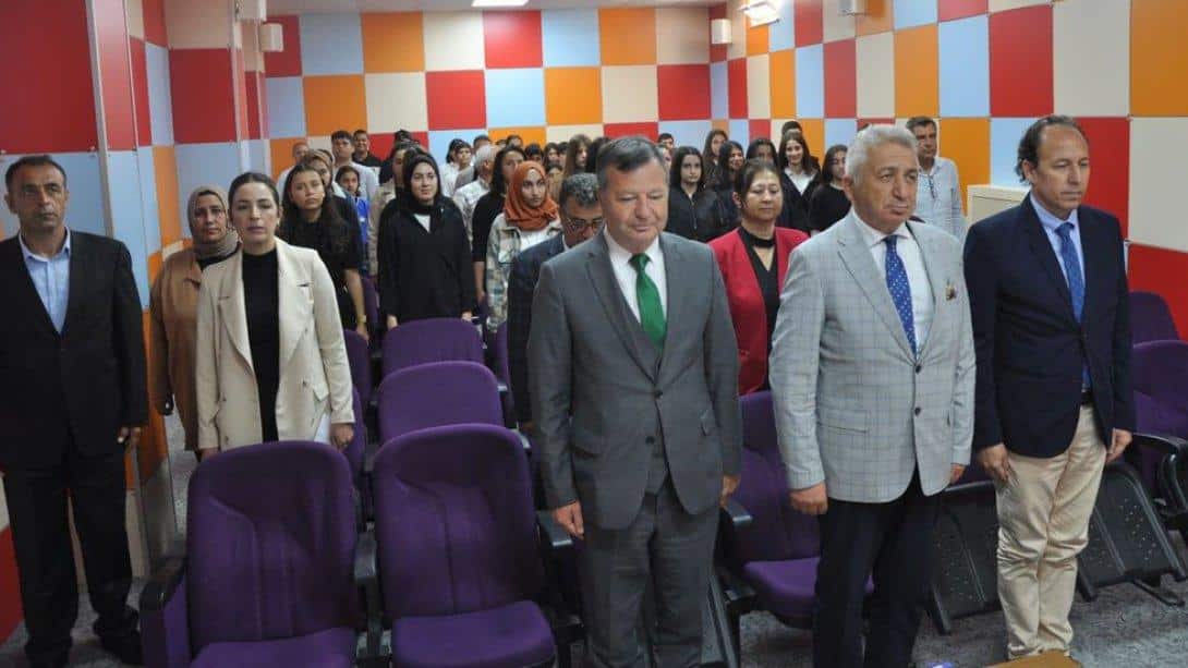 Kut' ül Amare Zaferinin 107. Yılı Kutlama Programı, ilçemiz Şehit Şener Kolay Anadolu İmam Hatip Lisesinin hazırladığı törenle kutlandı.