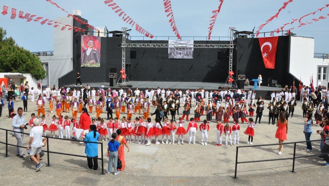 23 Nisan Ulusal Egemenlik ve Çocuk Bayramını İlçemizde yapılan tören ve program ile kutladık.
