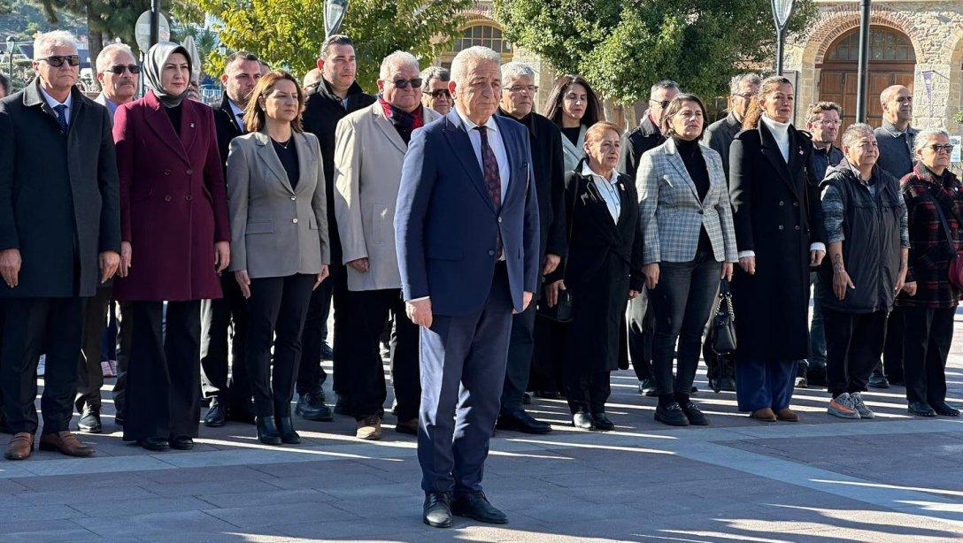 24 Kasım Öğretmenler Günü kutlama programı kapsamında düzenlenen çelenk töreni ve sonrasında gerçekleştirilen program